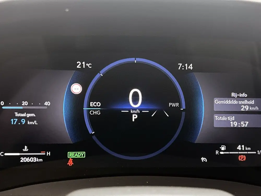 Lexus LBX Cool AWD uit 2024, foto 5