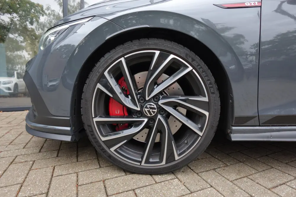 Volkswagen Golf 2.0 TSI GTI CLUBSPORT PANO VOL uit 2021, foto 7