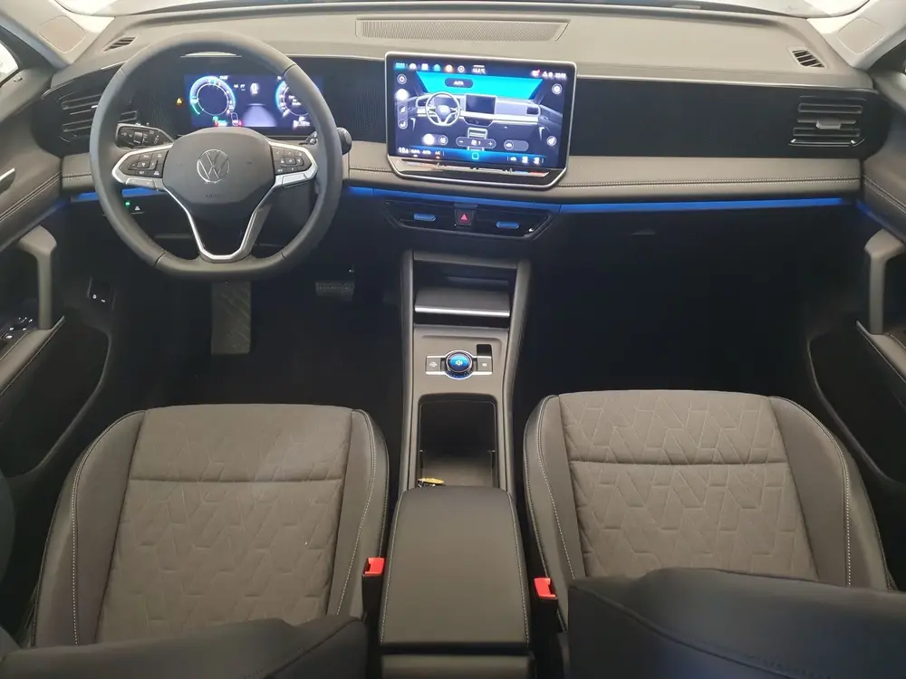 Volkswagen Tiguan 1.5 eHybrid 204pk DSG/AUT Life Wegklapbare uit 2025, foto 4