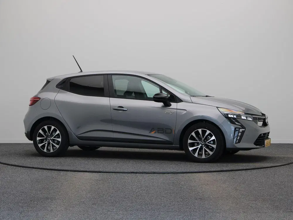 Mitsubishi Colt 1.6 HEV Intense uit 2026, foto 13