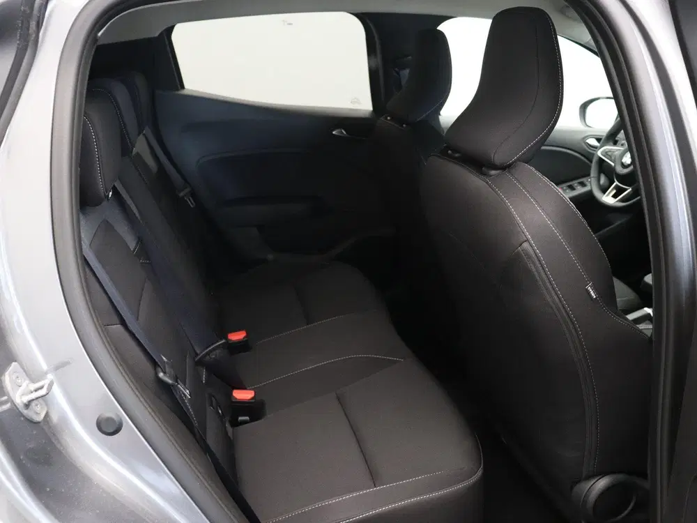 Mitsubishi Colt 1.6 HEV Intense uit 2026, foto 8