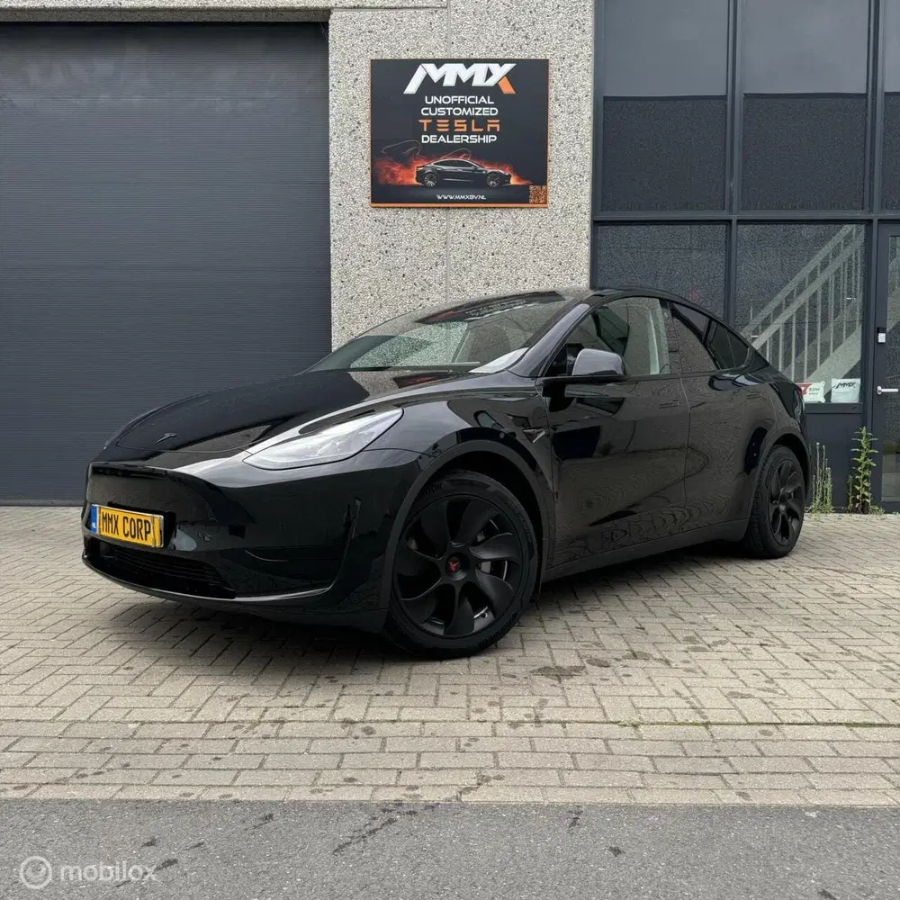 Tesla Model Y RWD + MMX PACK + IAP uit 2023, foto 5