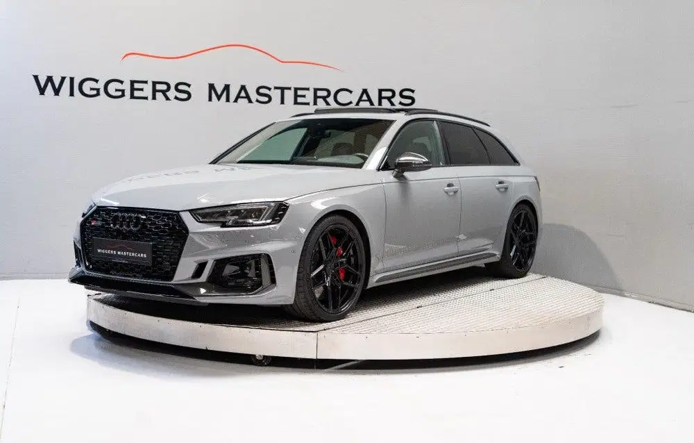 Audi RS4 2.9 TFSI 450 PK uit 2019