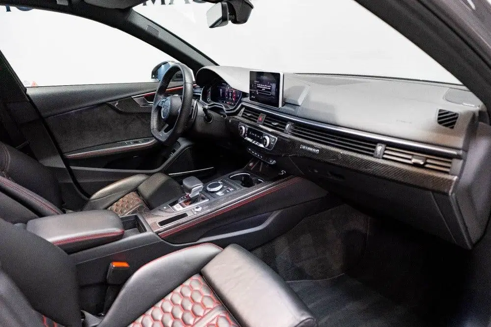 Audi RS4 2.9 TFSI 450 PK uit 2019, foto 14