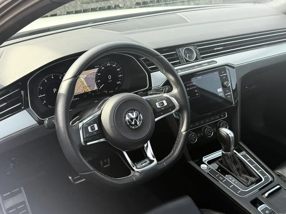 Volkswagen Passat Variant 1.5 TSI R-LINE I PANO I DSG I LEDE uit 2019, foto 9