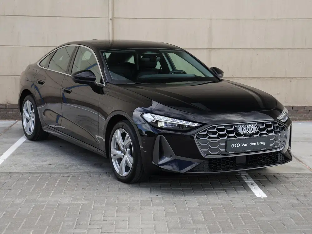 Audi A5 Limousine Advanced Edition uit 2025, foto 3