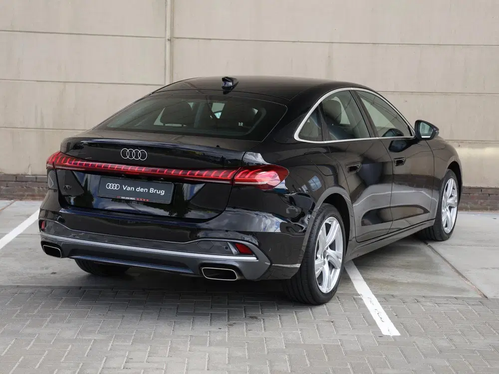 Audi A5 Limousine Advanced Edition uit 2025, foto 5