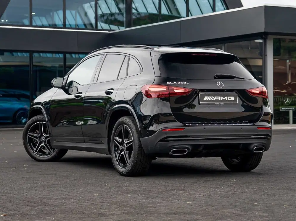 Mercedes-Benz GLA GLA 250e AMG Line uit 2025, foto 4