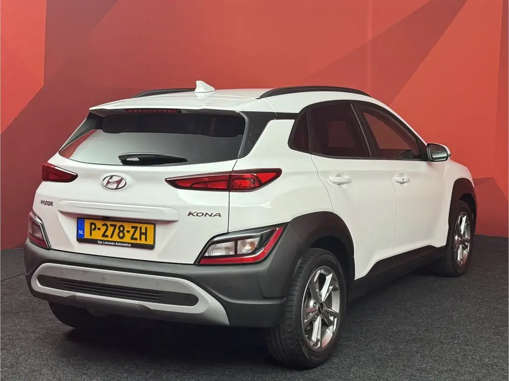 Hyundai Kona 1.0 T-GDI Fashion | Achteruitrijcamera | Apple uit 2022, foto 2
