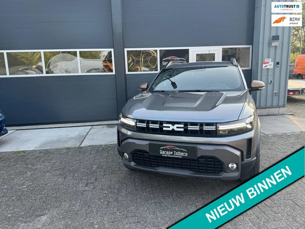 Dacia Duster 1.6 Hybrid 140 Extreme Gris Schiste • 18" uit 2025