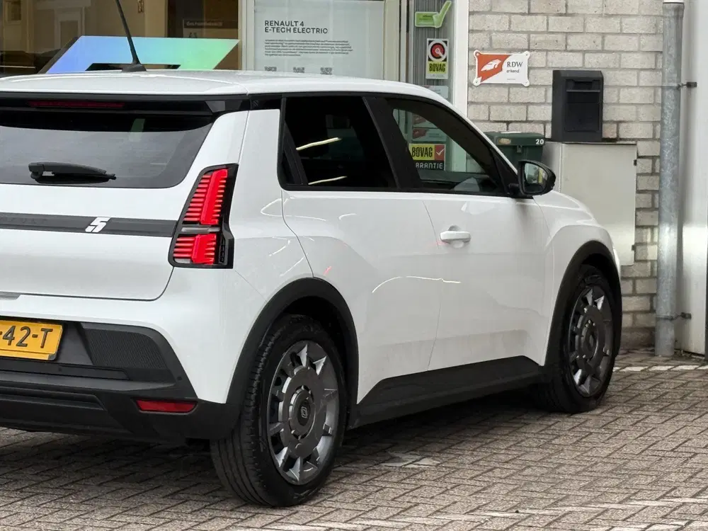 Renault 5 urban range evolution 40 kWh uit 2025, foto 12