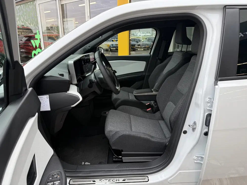 Renault 5 urban range evolution 40 kWh uit 2025, foto 7