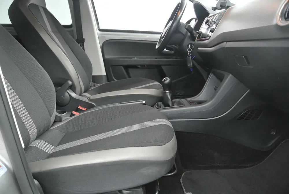Volkswagen Up! 1.0 BMT high up! | Winterpakket | Dakpakket | uit 2020, foto 10