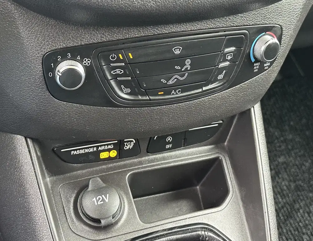 Ford Transit Courier 1.0 Trend Benzine uit 2021, foto 9