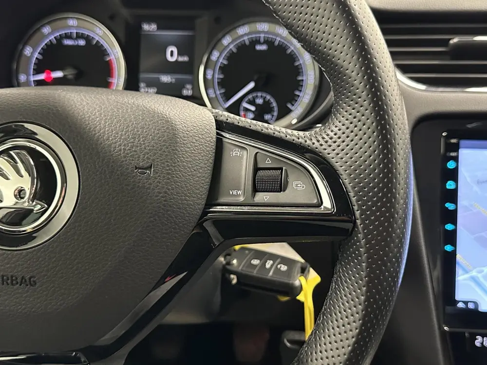 Skoda Octavia 1.0 TSI Greentech Style Business NAVI CARP uit 2019, foto 19