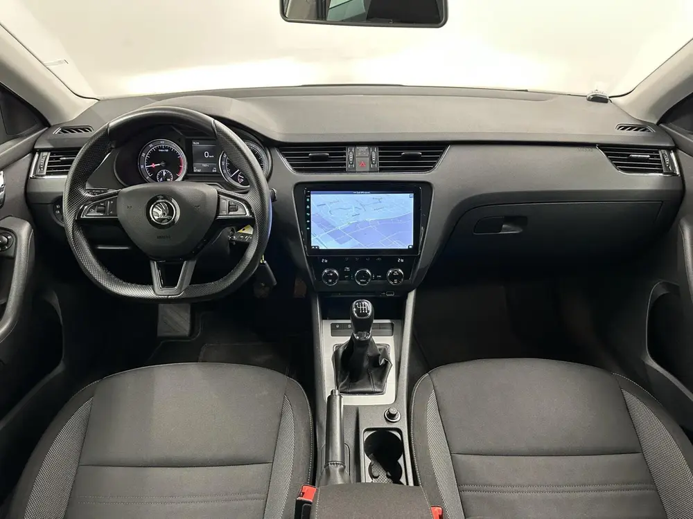 Skoda Octavia 1.0 TSI Greentech Style Business NAVI CARP uit 2019, foto 2