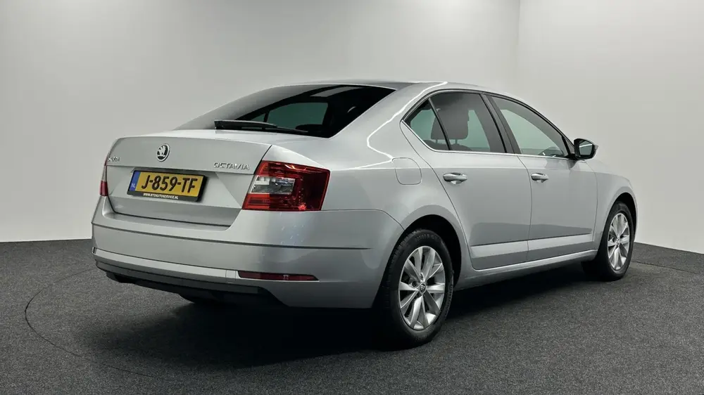 Skoda Octavia 1.0 TSI Greentech Style Business NAVI CARP uit 2019, foto 5