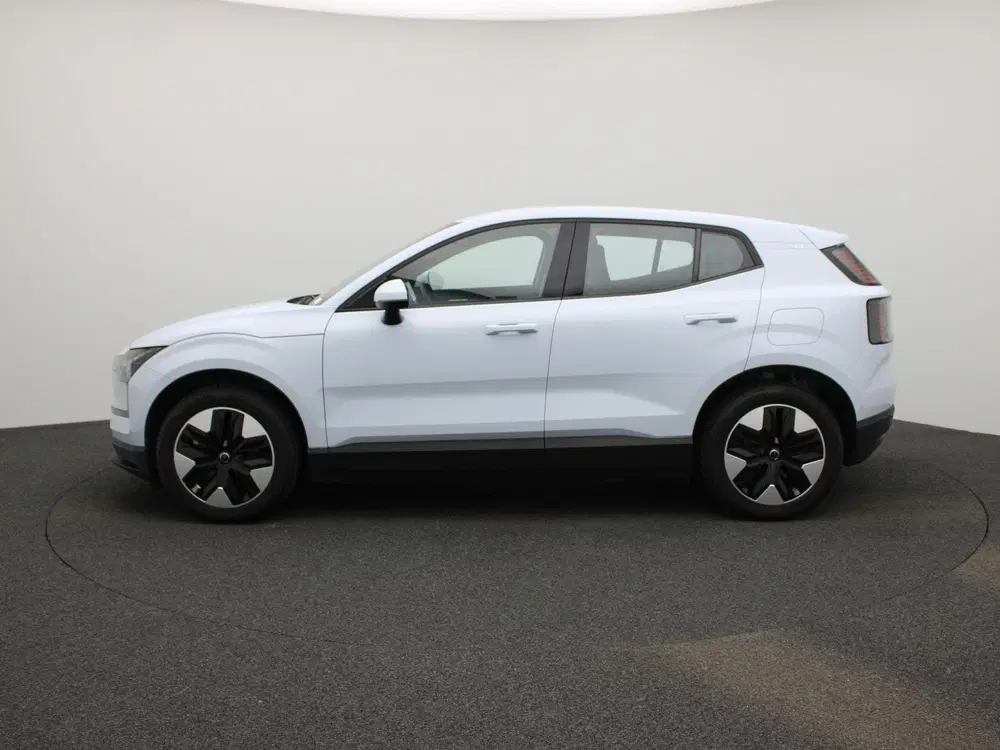 Volvo EX30 Single Motor Extended Range Core uit 2024, foto 4