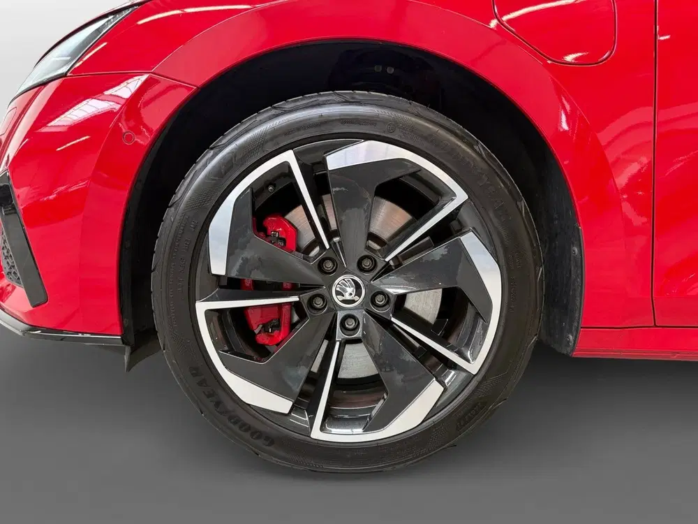 Skoda Octavia 1.4 TSI RS iV PHEV I Panoramadak I Sport uit 2023, foto 14