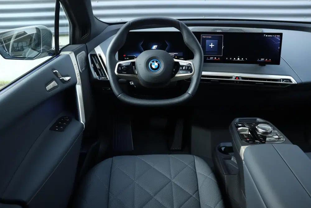 BMW iX xDrive40 High Executive uit 2026, foto 10