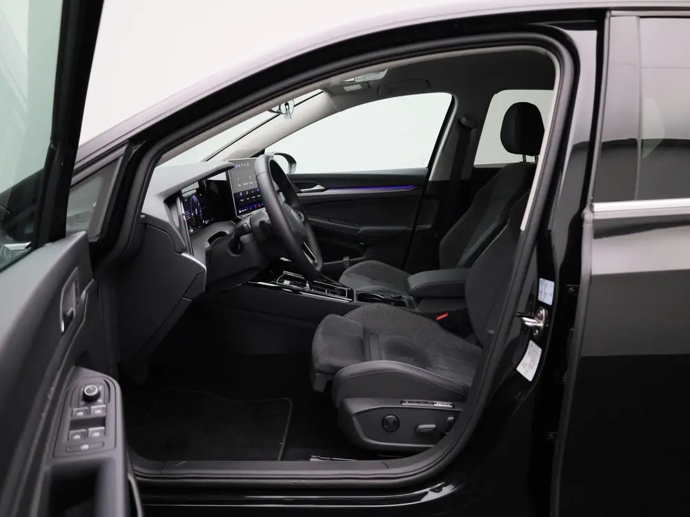 Volkswagen Golf 1.5 eHybrid Style Edition 204 PK Origineel N uit 2025, foto 8