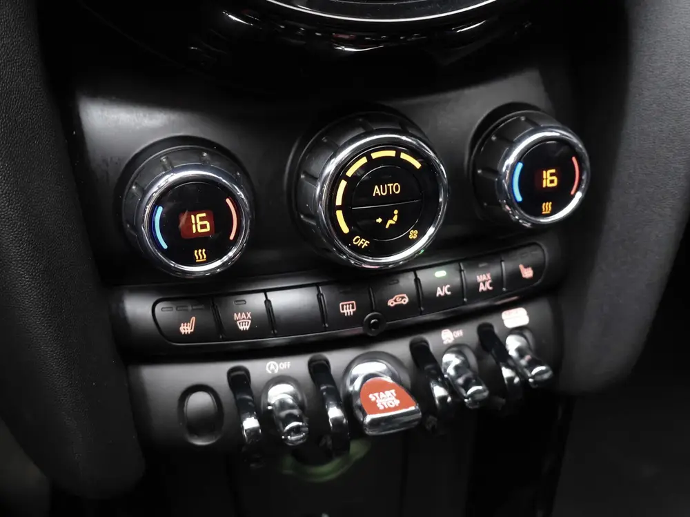 Mini Cabrio 1.5 Cooper Chili Sport (CABRIO,NAVI,CAMERA,STOEL uit 2019, foto 13