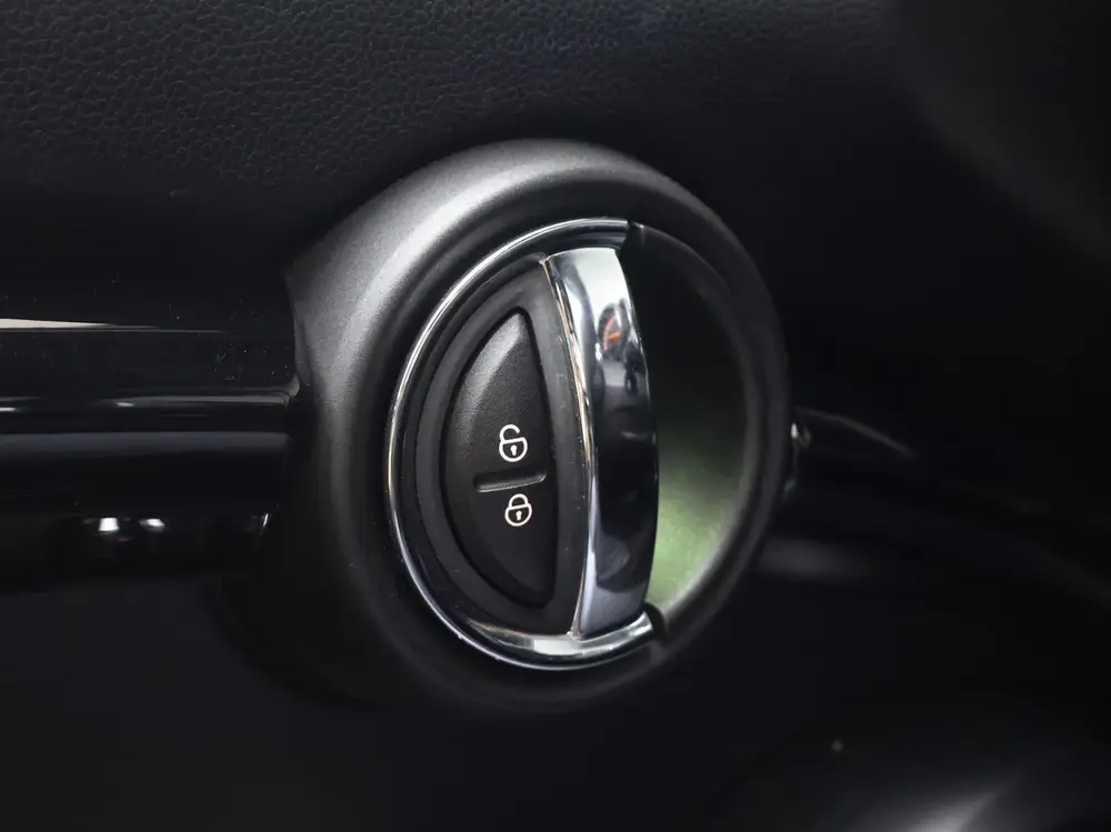 Mini Cabrio 1.5 Cooper Chili Sport (CABRIO,NAVI,CAMERA,STOEL uit 2019, foto 18