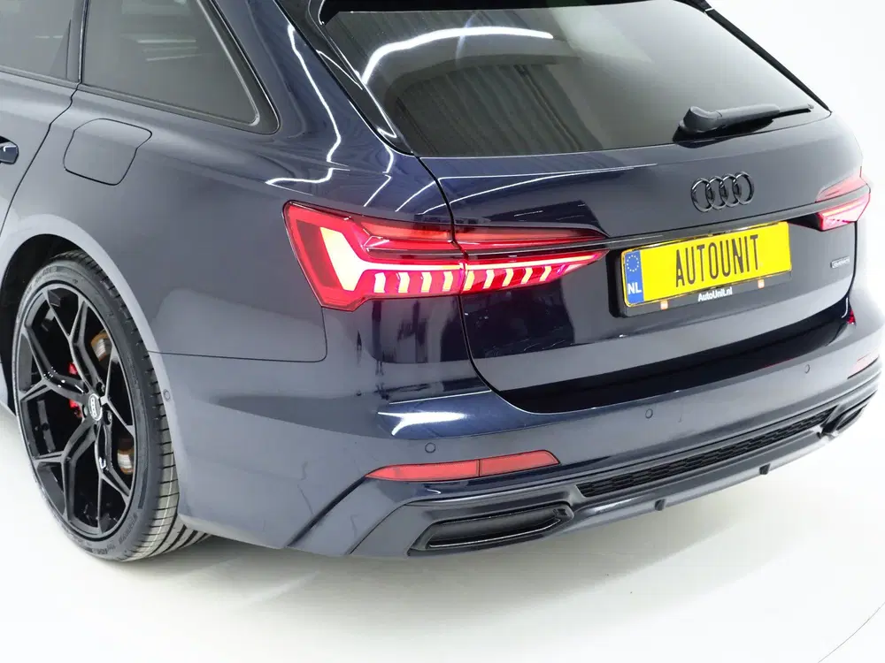 Audi A6 55 TFSI e quattro Full Black uit 2021, foto 14