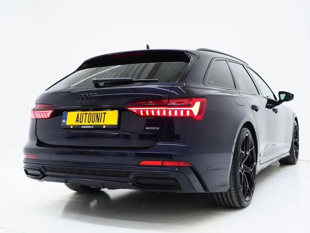 Audi A6 55 TFSI e quattro Full Black uit 2021, foto 9