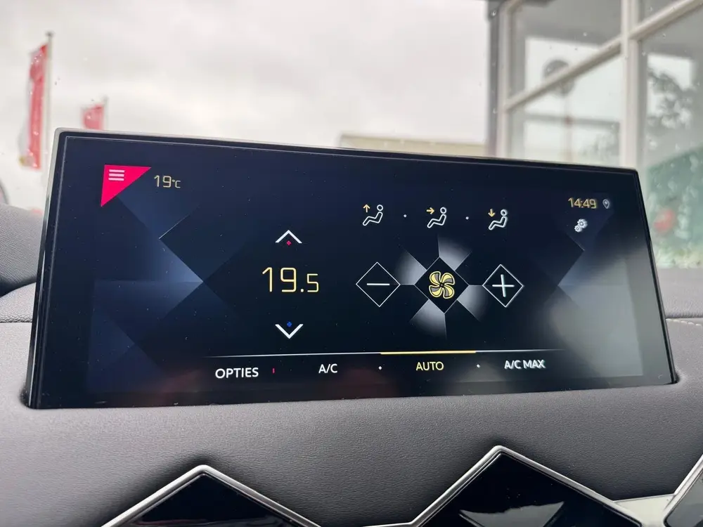 DS Automobiles DS 3 Crossback Ds 3 Crossback 1.2 PureTech Montmartre uit 2022, foto 10