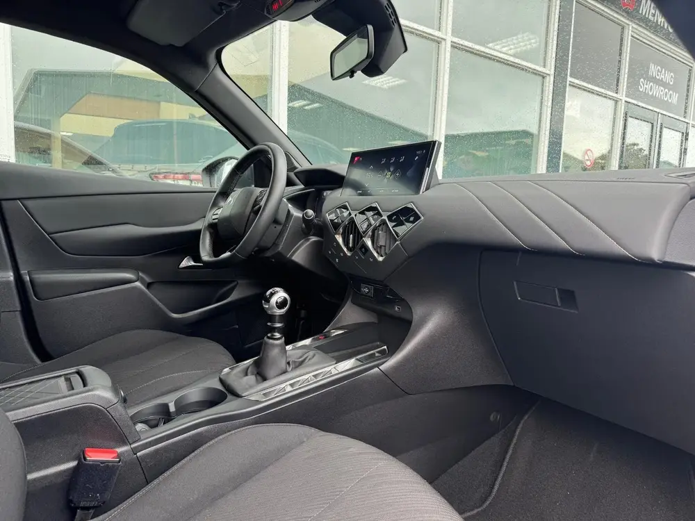 DS Automobiles DS 3 Crossback Ds 3 Crossback 1.2 PureTech Montmartre uit 2022, foto 18