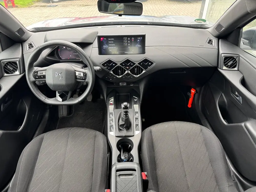 DS Automobiles DS 3 Crossback Ds 3 Crossback 1.2 PureTech Montmartre uit 2022, foto 5