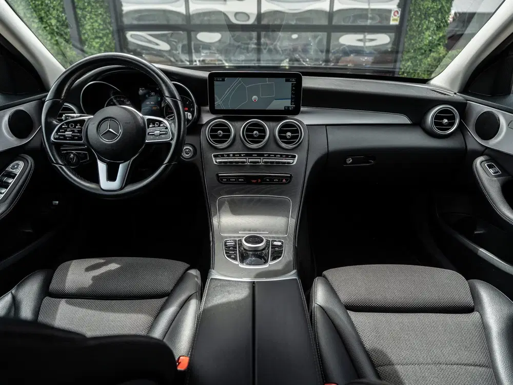 Mercedes-Benz C-Klasse 180 d Premium Pack uit 2020, foto 18