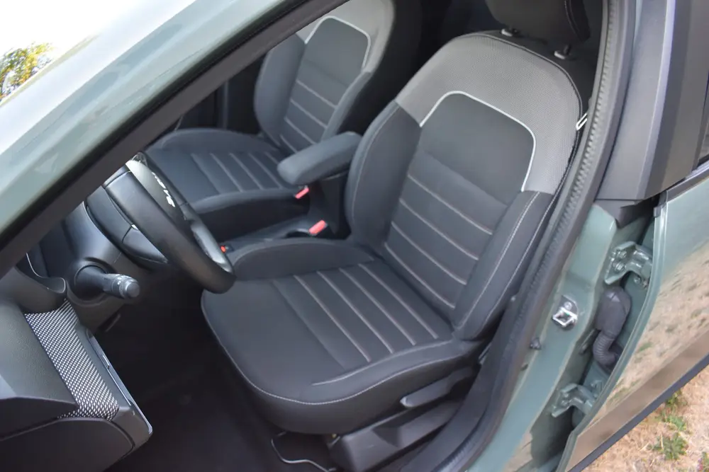 Dacia Jogger 1.0 TCe 110 Extreme 7p. 7-persoons trekhaa uit 2023, foto 8