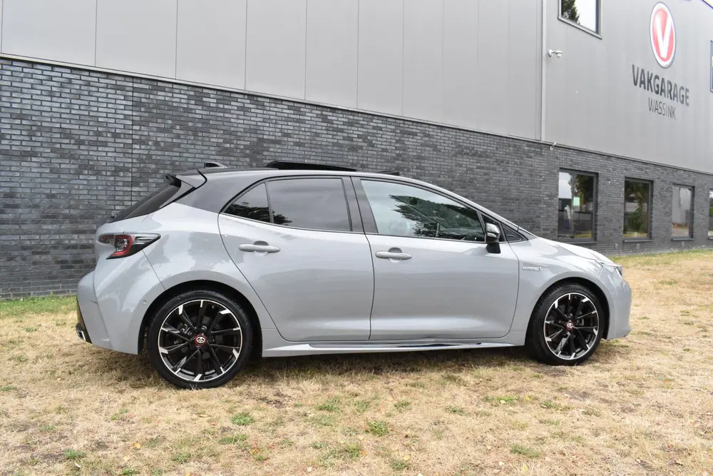 Toyota Corolla 2.0 Hybrid GR-Sport Plus Pano Bi-tone Auto uit 2021, foto 4