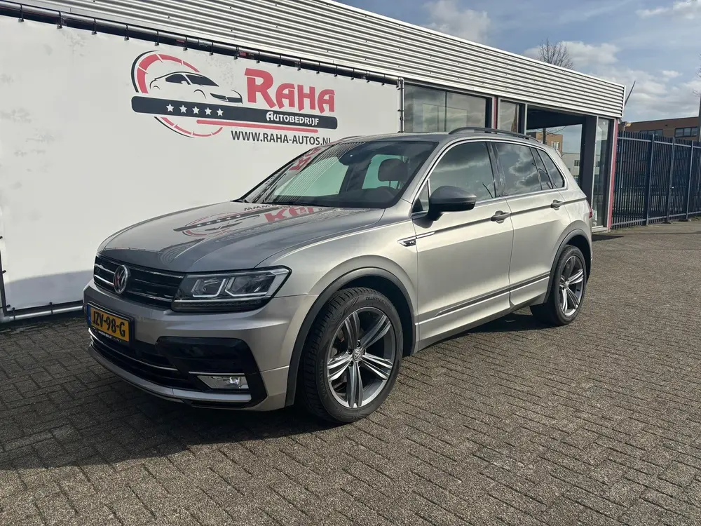Volkswagen TIGUAN 1.5 TSI ACT Highline Business R uit 2020