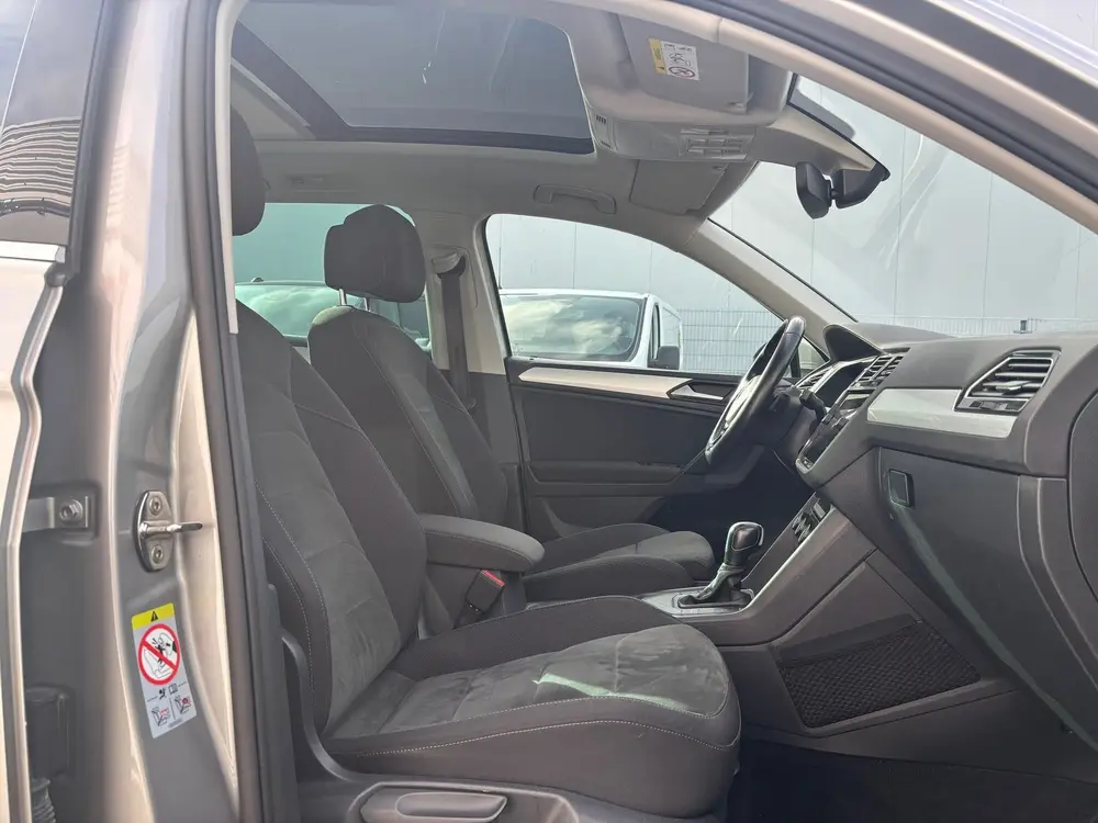 Volkswagen TIGUAN 1.5 TSI ACT Highline Business R uit 2020, foto 10