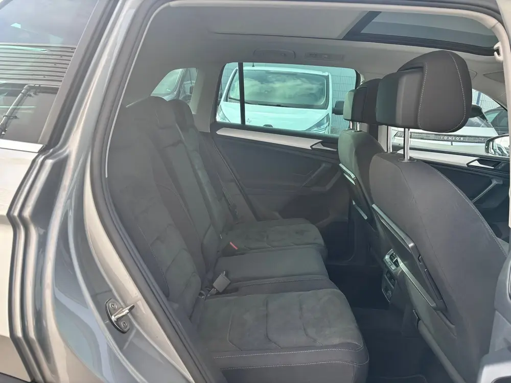 Volkswagen TIGUAN 1.5 TSI ACT Highline Business R uit 2020, foto 14