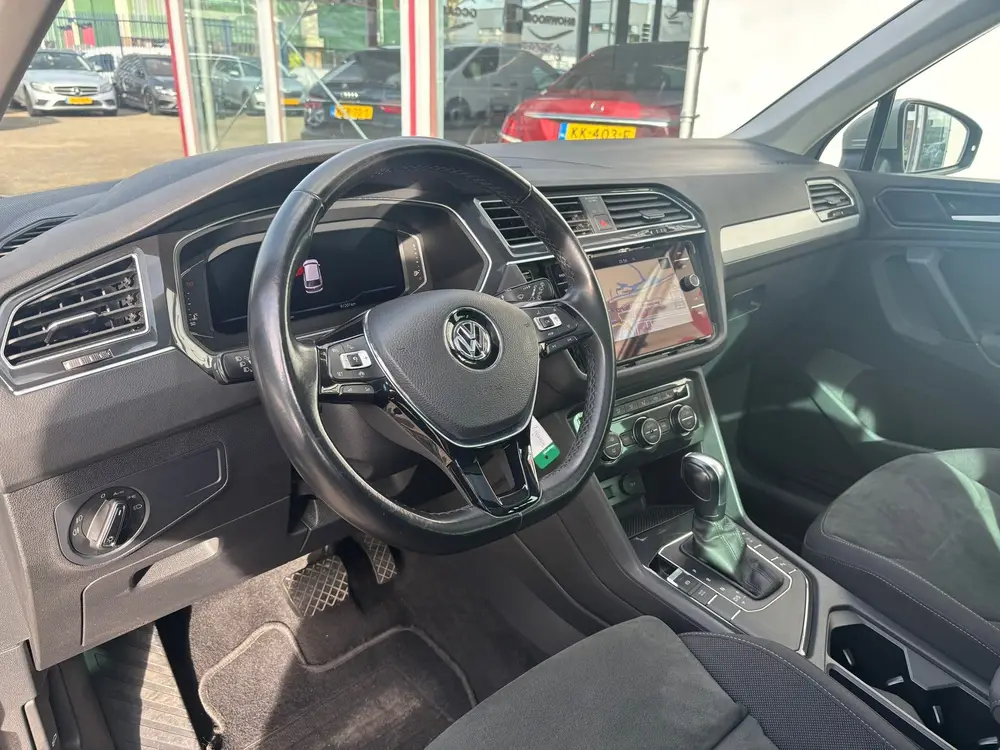 Volkswagen TIGUAN 1.5 TSI ACT Highline Business R uit 2020, foto 15