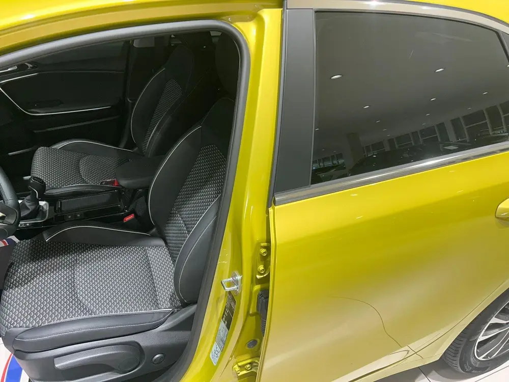 Kia Ceed 1.0 T-GDi 120pk DynamicPlusLine Unieke kms uit 2022, foto 6