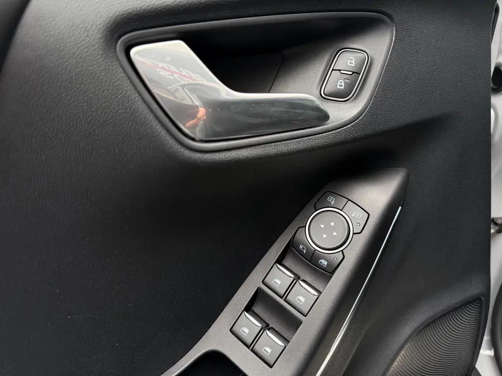 Ford Puma 1.0 EcoBoost Hybrid ST-Line X 155 Pk Pano uit 2020, foto 11