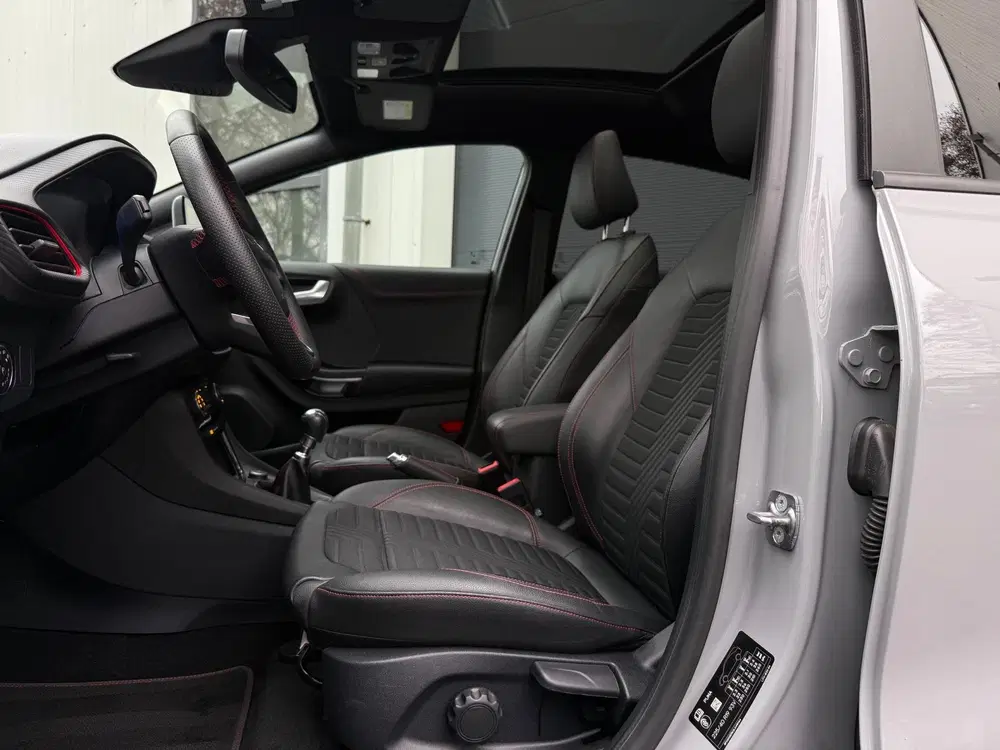 Ford Puma 1.0 EcoBoost Hybrid ST-Line X 155 Pk Pano uit 2020, foto 7