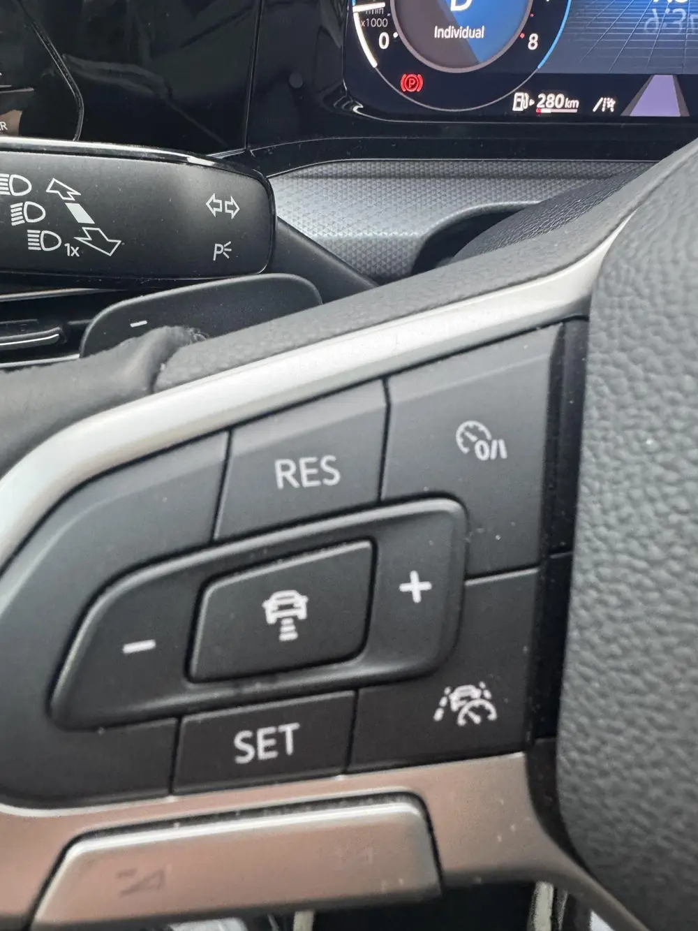 Volkswagen Golf 1.5 eTSI R-Line Pano/ afn.Trekhaak/ 18" uit 2021, foto 13