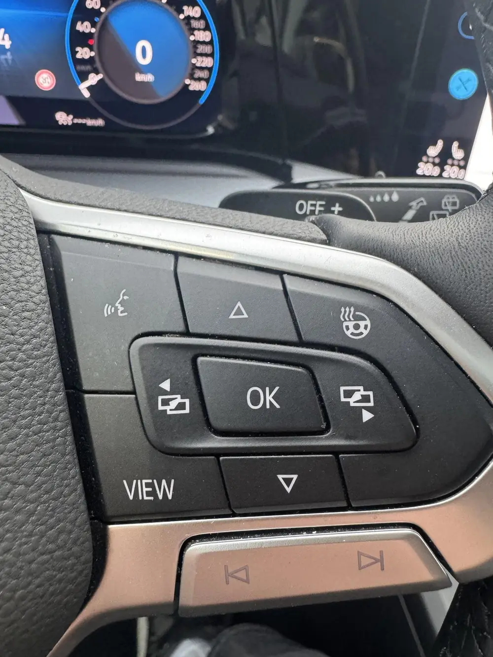 Volkswagen Golf 1.5 eTSI R-Line Pano/ afn.Trekhaak/ 18" uit 2021, foto 14
