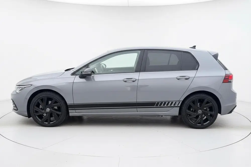 Volkswagen Golf 1.5 eTSI R-Line Pano/ afn.Trekhaak/ 18" uit 2021, foto 2