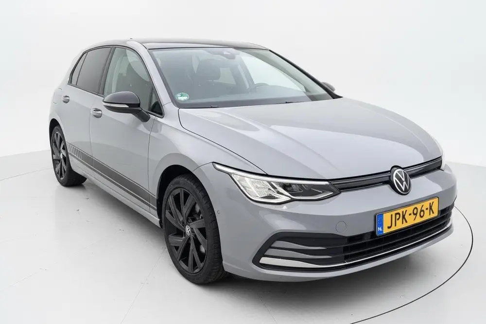Volkswagen Golf 1.5 eTSI R-Line Pano/ afn.Trekhaak/ 18" uit 2021, foto 8