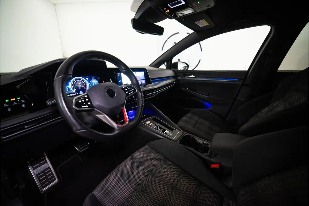 Volkswagen Golf 2.0 TSI GTI 245PK | LED | Stoelverw. | Sfeer uit 2021, foto 11