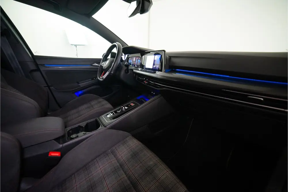 Volkswagen Golf 2.0 TSI GTI 245PK | LED | Stoelverw. | Sfeer uit 2021, foto 13