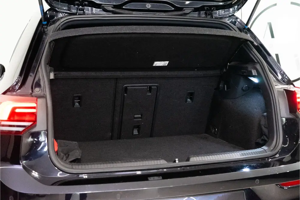 Volkswagen Golf 2.0 TSI GTI 245PK | LED | Stoelverw. | Sfeer uit 2021, foto 9
