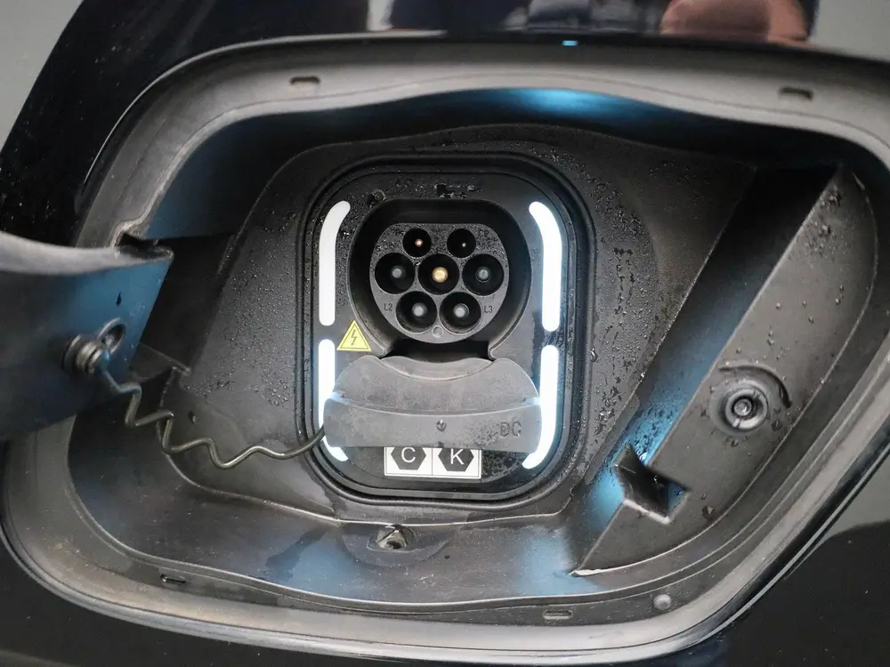 MG MG4 64 kWh Luxury uit 2023, foto 13